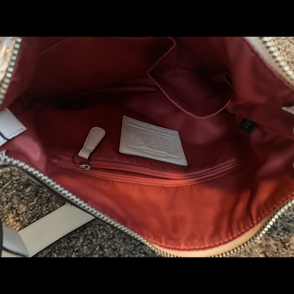 NWOT Coach Crossbody Purse - Picture 4 of 4